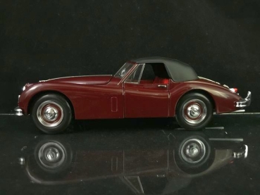 Sun Star Jaguar XK 140 Convertible 1955 DieCastmodel (4117)